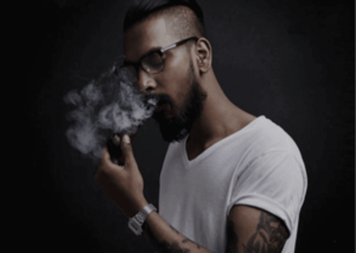 UNS Vapors & More